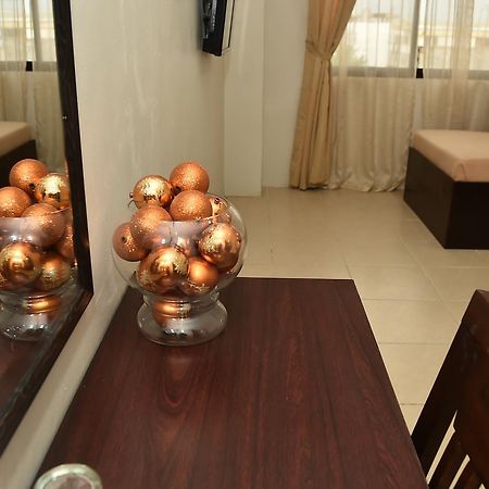 Columbus Plaza Hotel General Santos City Exteriör bild