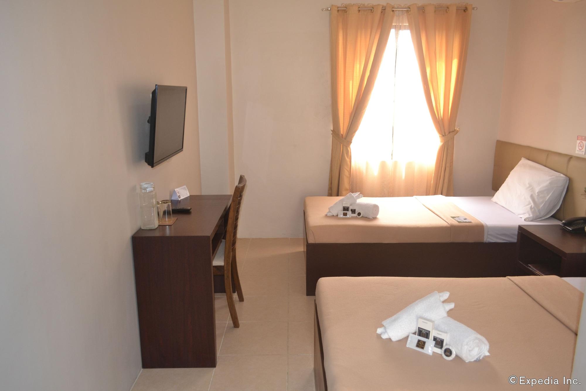 Columbus Plaza Hotel General Santos City Exteriör bild