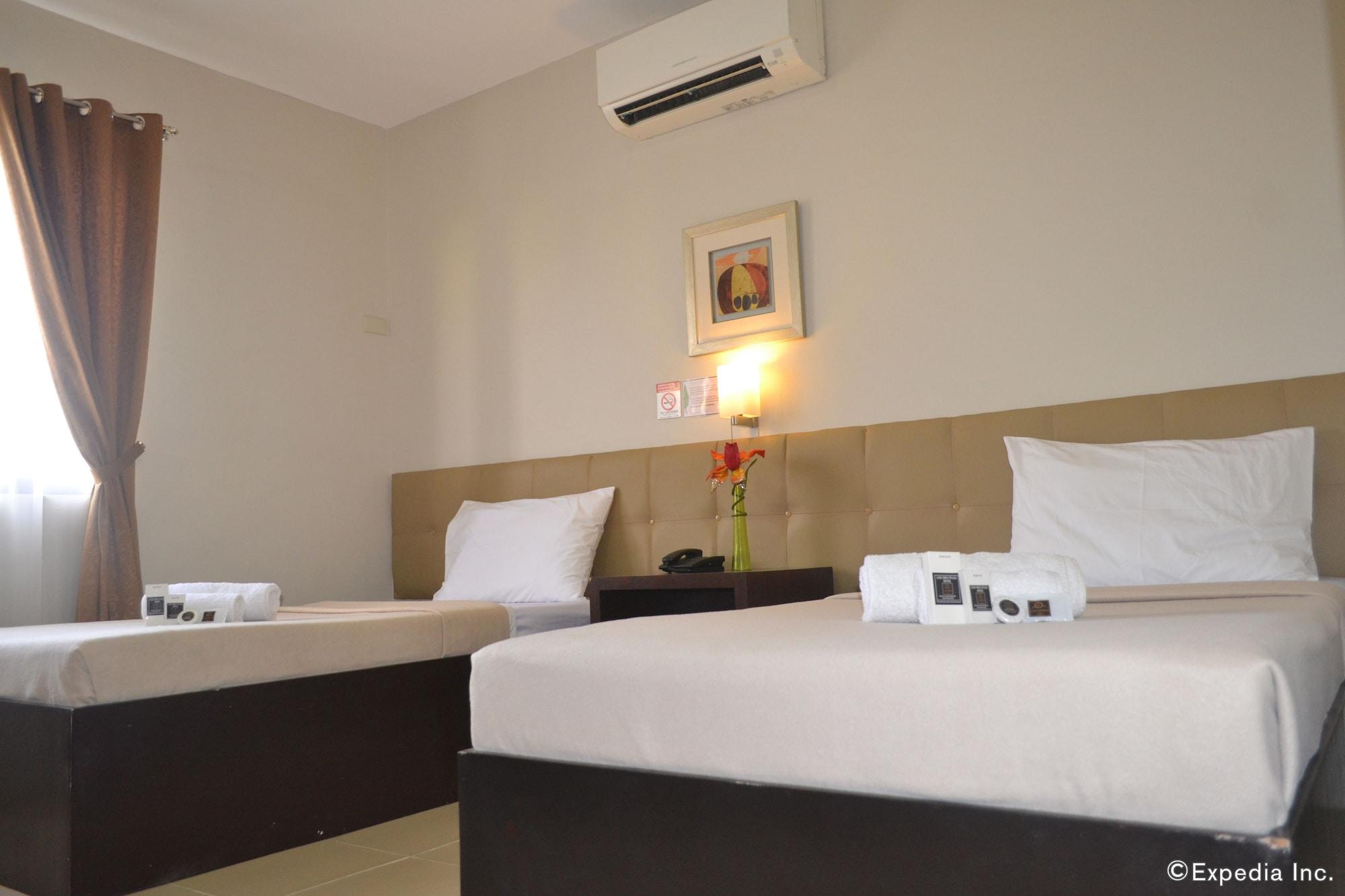 Columbus Plaza Hotel General Santos City Exteriör bild