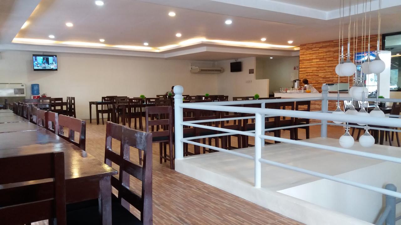 Columbus Plaza Hotel General Santos City Exteriör bild